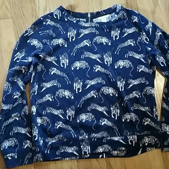 H&M Tops - H&M navy blouse H&M Tops - H&M navy blouse